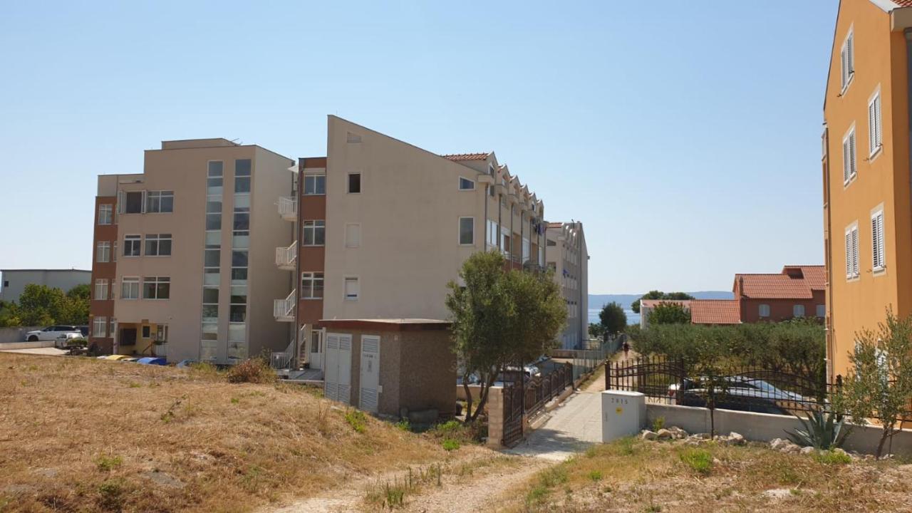 Apartment Eso Kastela Exterior photo
